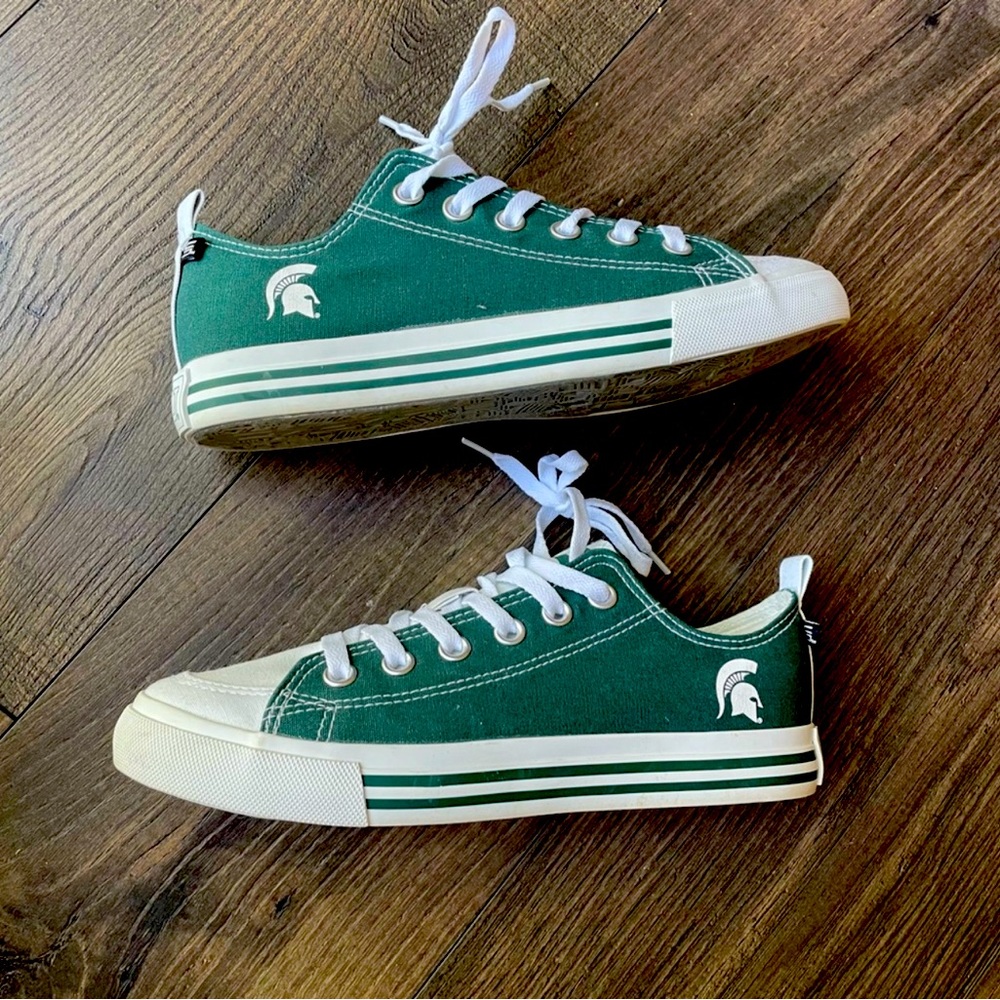 Skicks Michigan State University MSU Low top sneakers 8